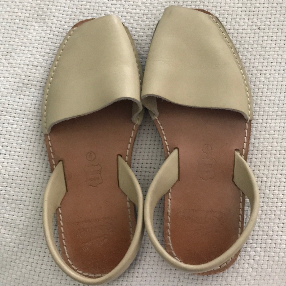 Avarca Sandals